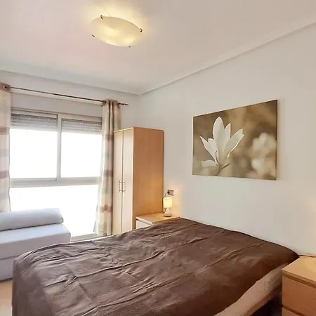 Διαμέρισμα 286, Grabriel Miro *